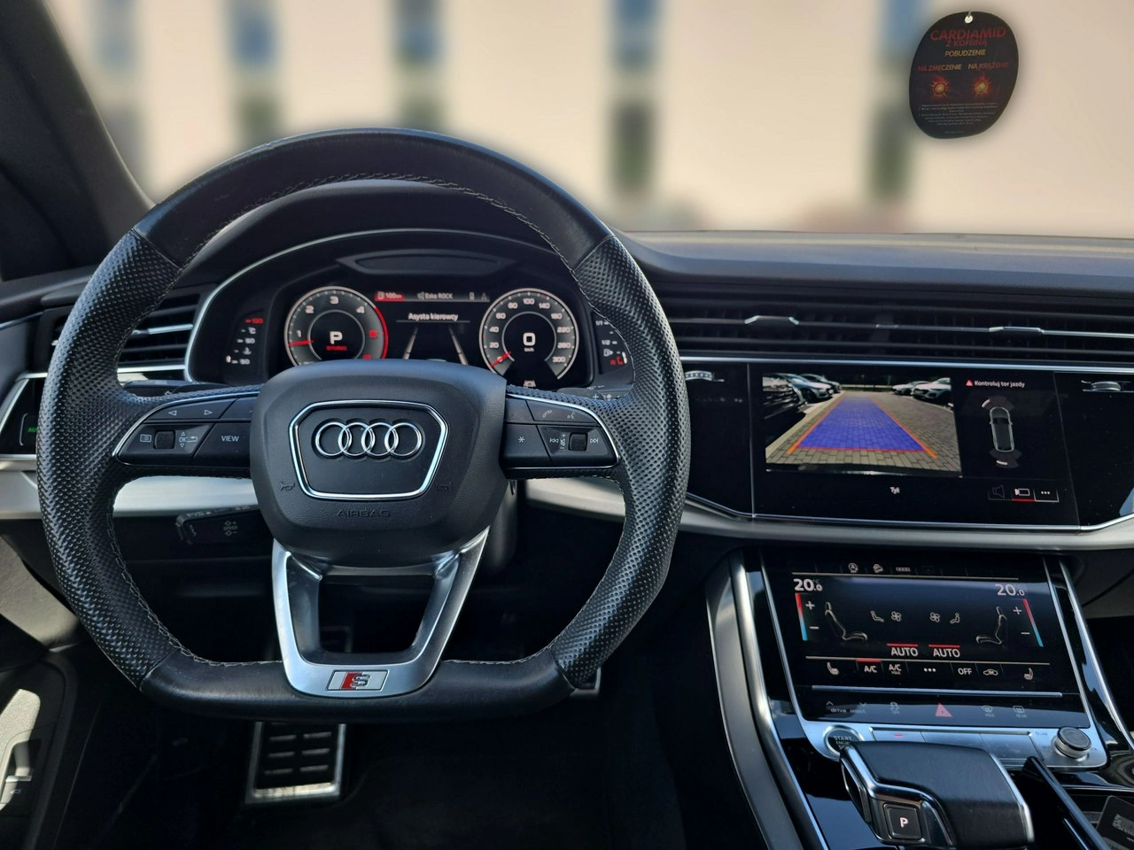 Audi Q8 - Zdjęcie 9