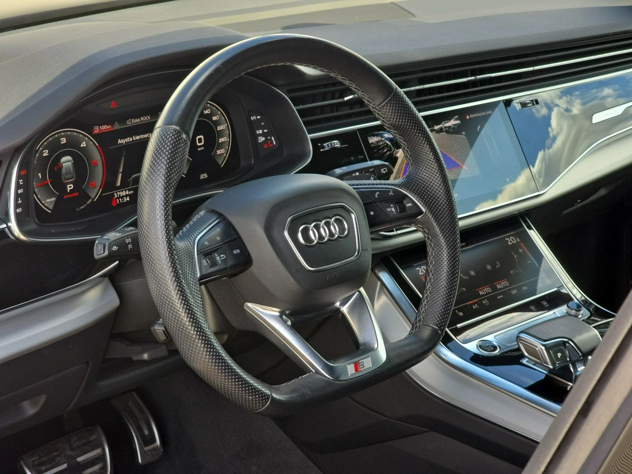 Audi Q8 - Zdjęcie 16
