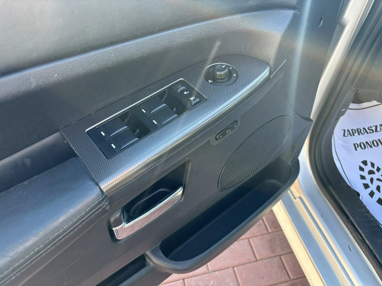 Jeep Grand Cherokee - Zdjęcie 11