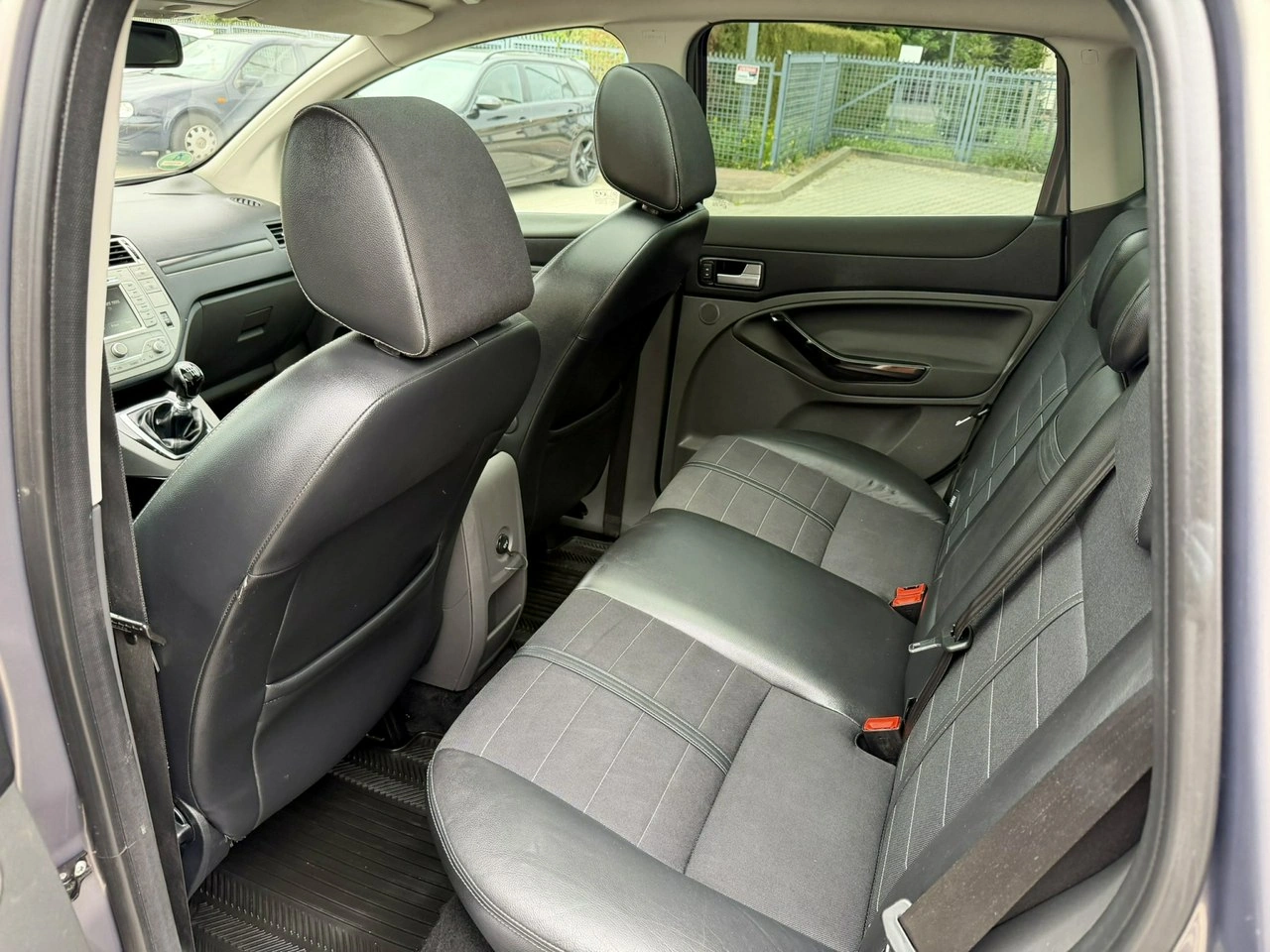 Ford Kuga - Zdjęcie 6