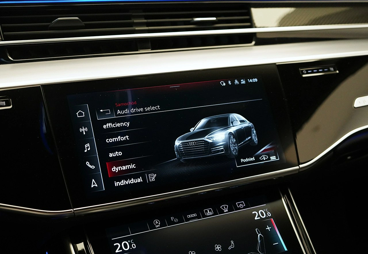 Audi A8 - Zdjęcie 31