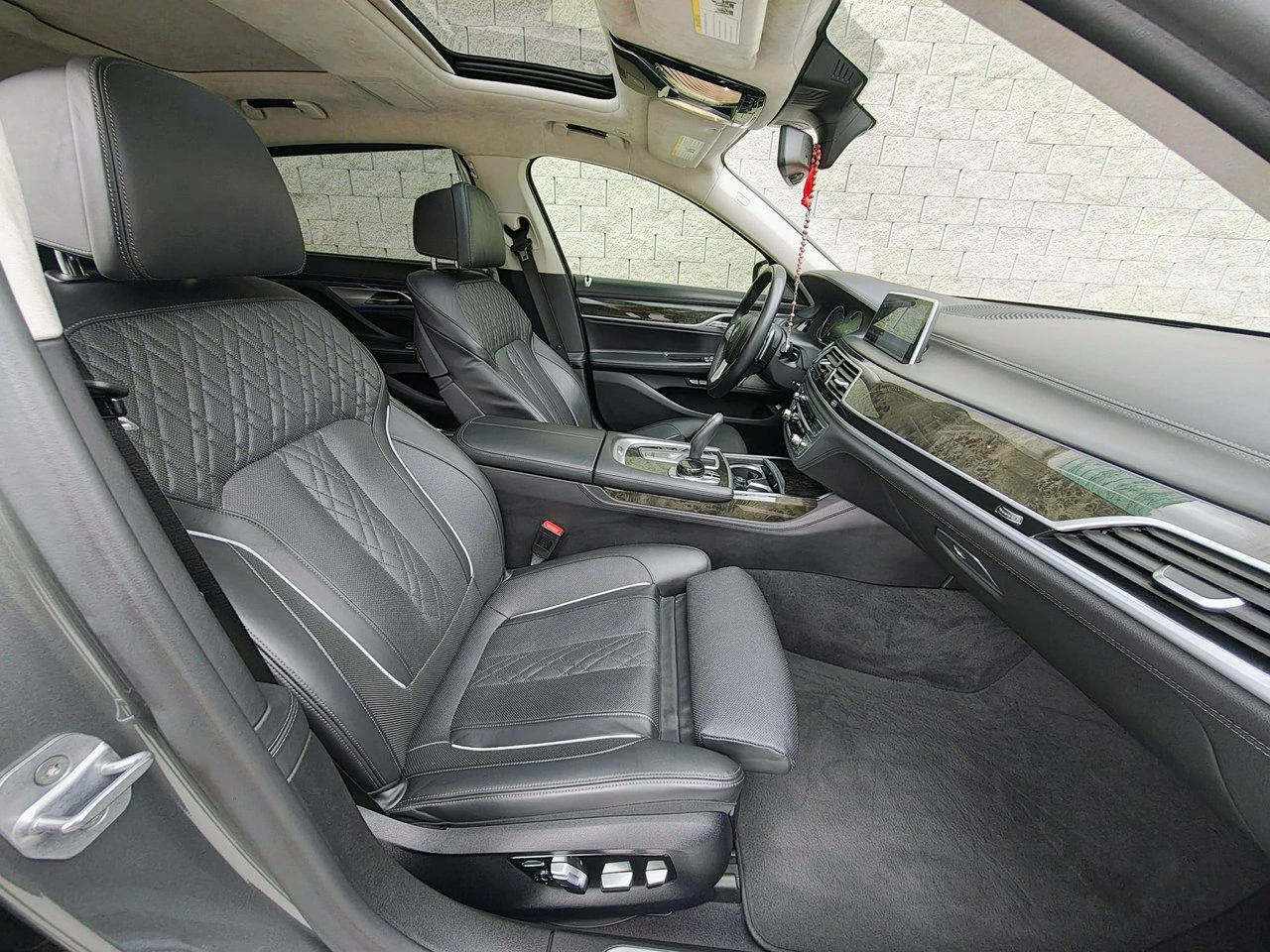 BMW 750 - Zdjęcie 12