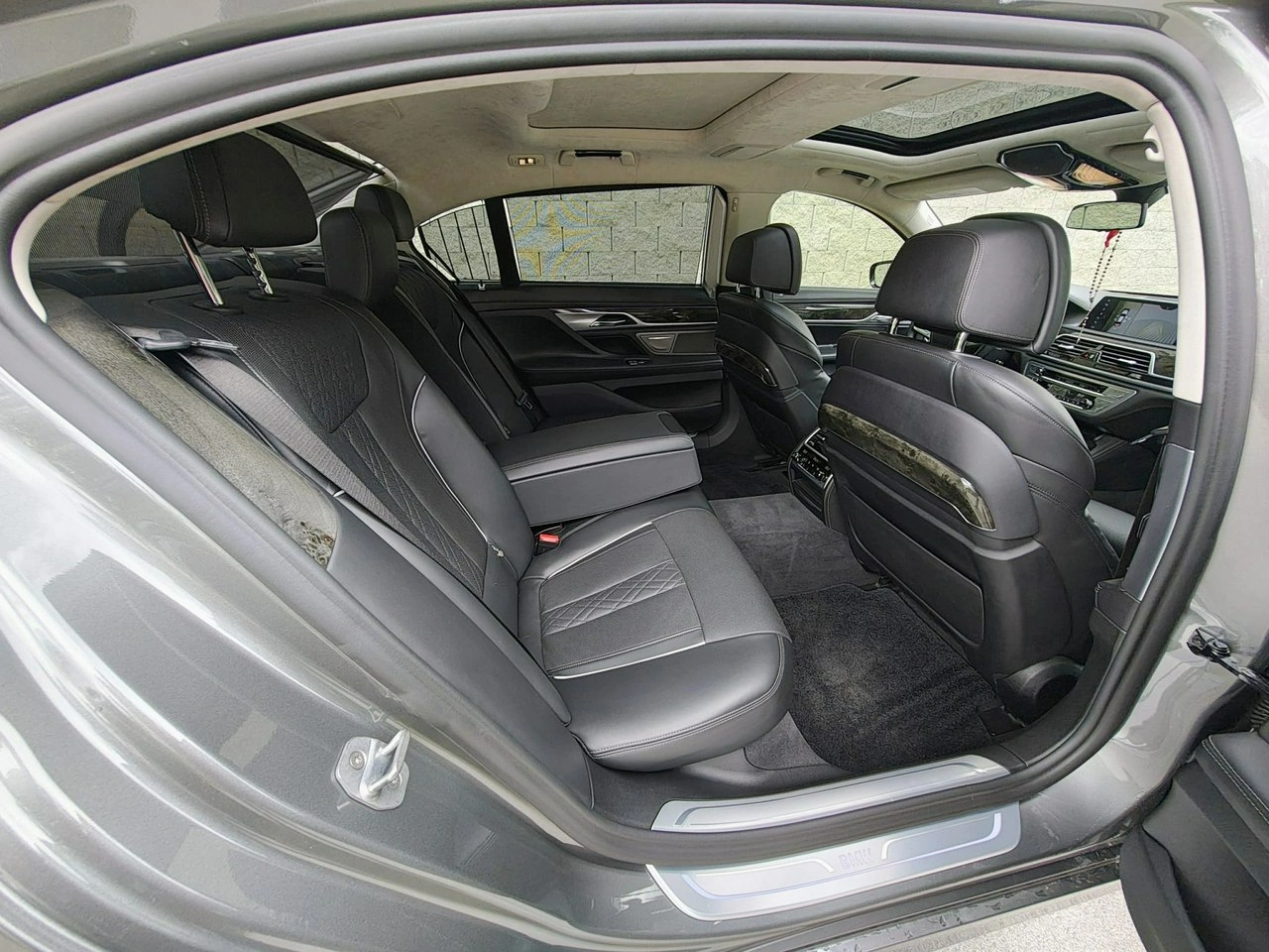 BMW 750 - Zdjęcie 14