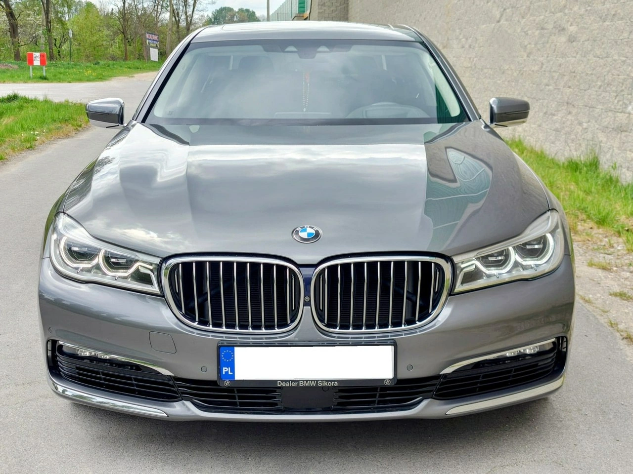BMW 750 - Zdjęcie 1
