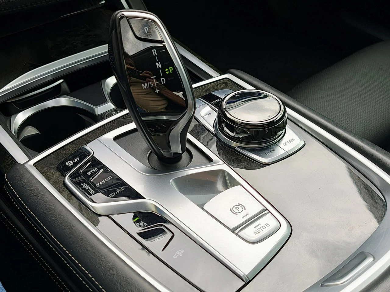 BMW 750 - Zdjęcie 28