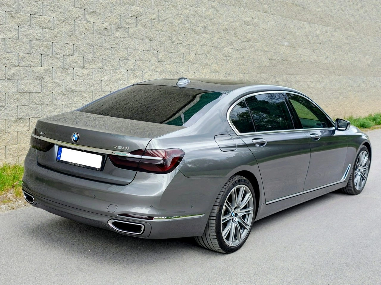 BMW 750 - Zdjęcie 3
