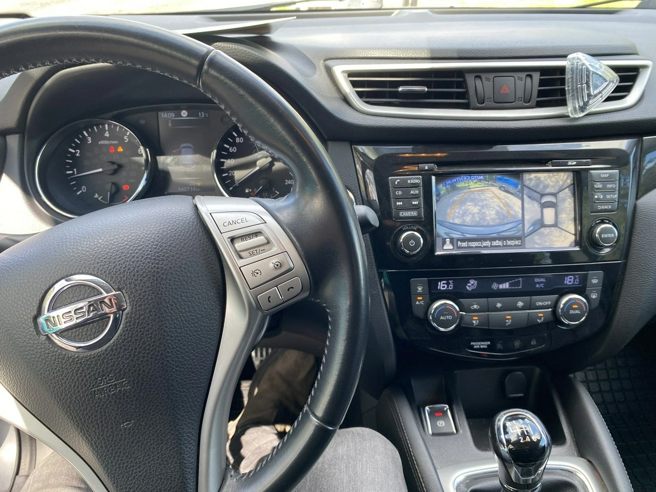 Nissan Qashqai - Zdjęcie 10