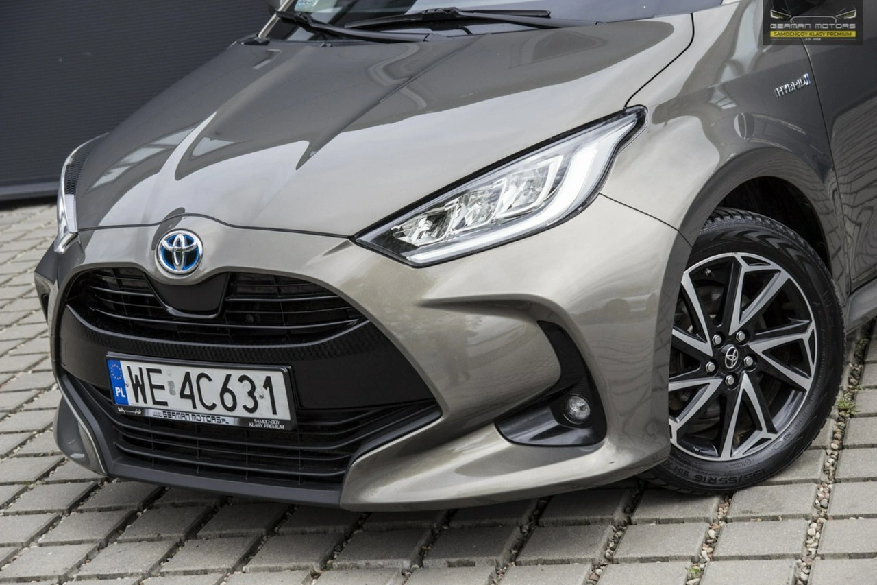 Toyota Yaris - Zdjęcie 9