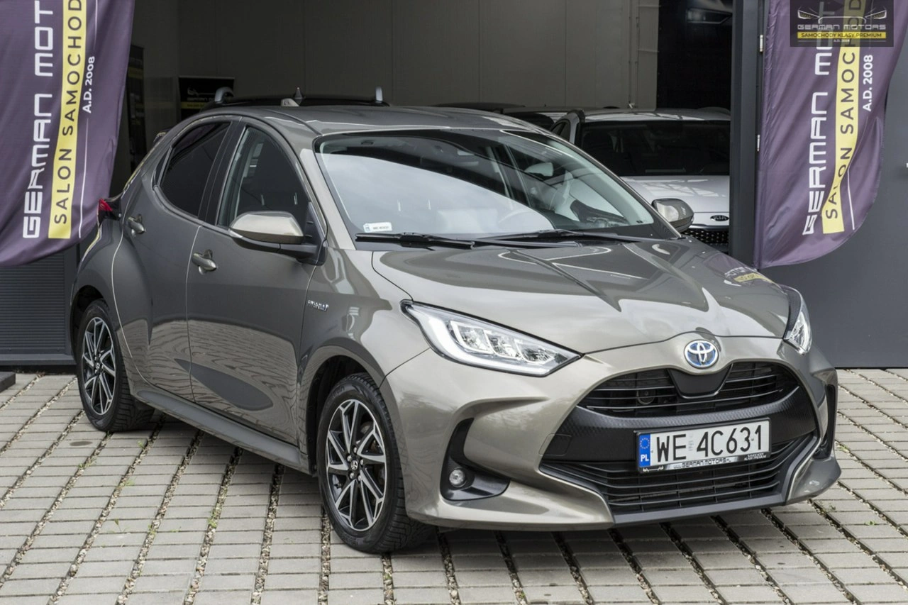 Toyota Yaris - Zdjęcie 10