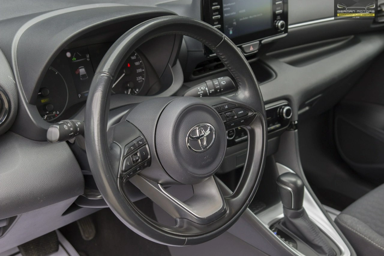 Toyota Yaris - Zdjęcie 20