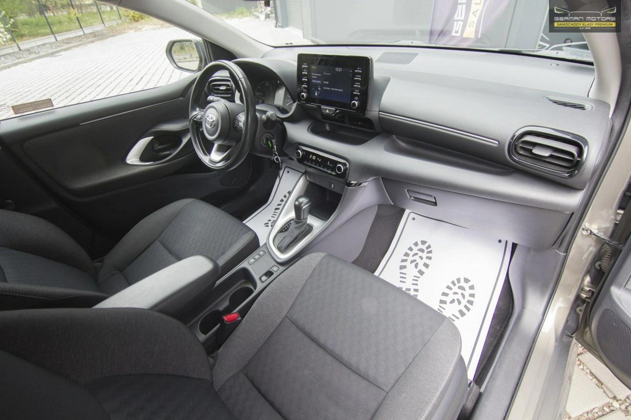 Toyota Yaris - Zdjęcie 26