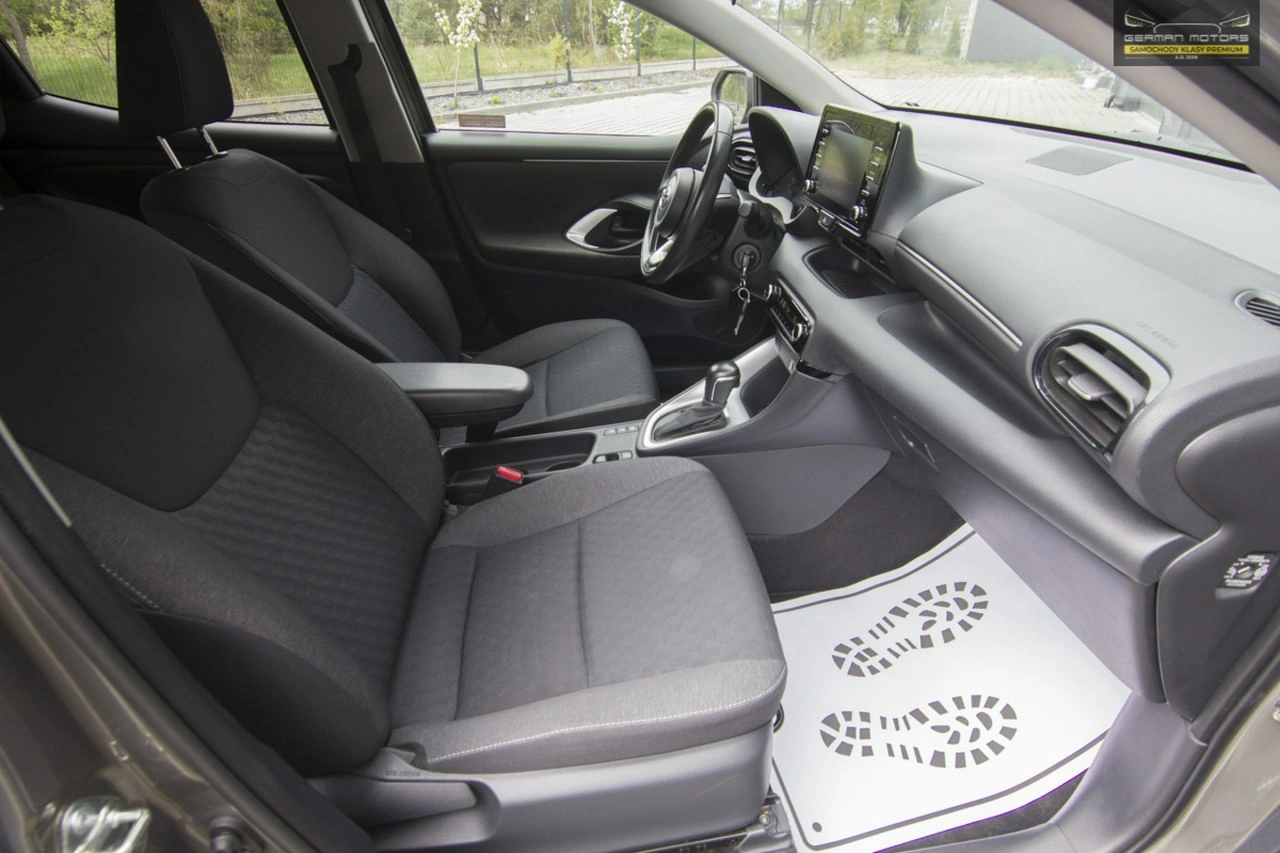 Toyota Yaris - Zdjęcie 27