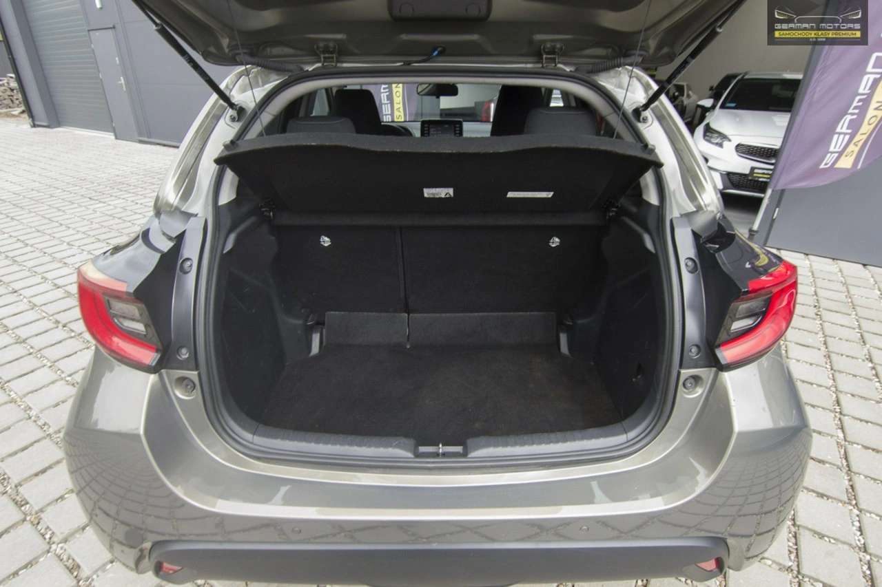 Toyota Yaris - Zdjęcie 30