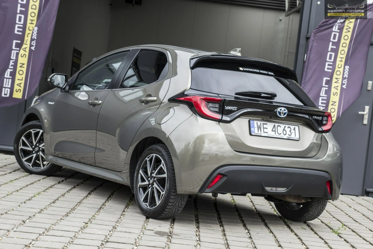 Toyota Yaris - Zdjęcie 6