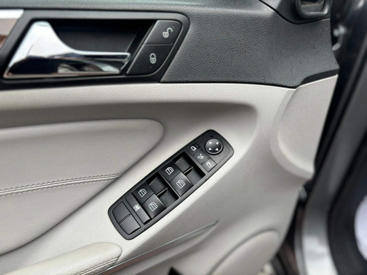 Mercedes GL 450 - Zdjęcie 14