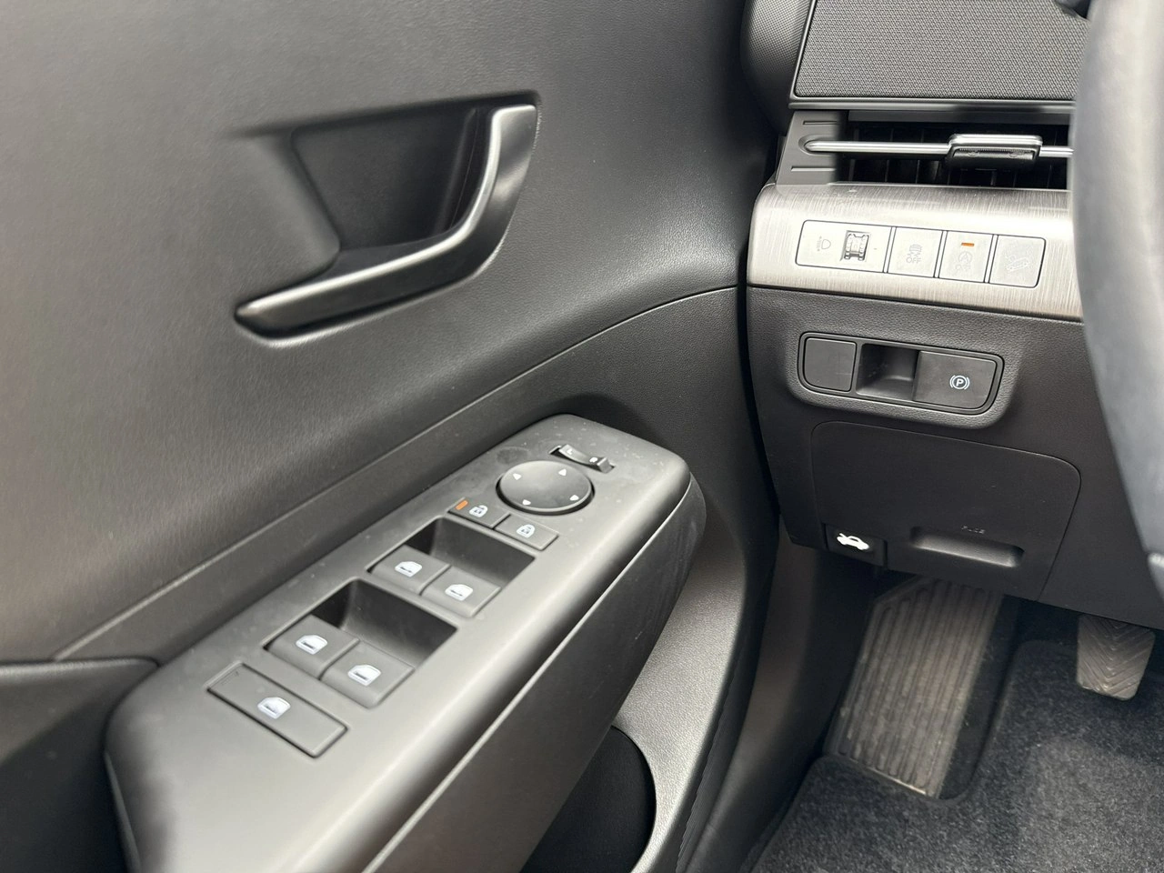 Hyundai Kona - Zdjęcie 20