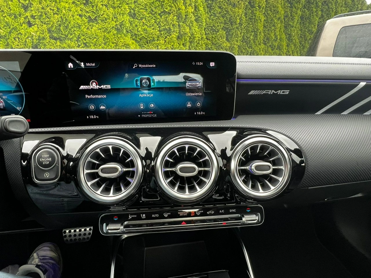 Mercedes A 35 AMG - Zdjęcie 14