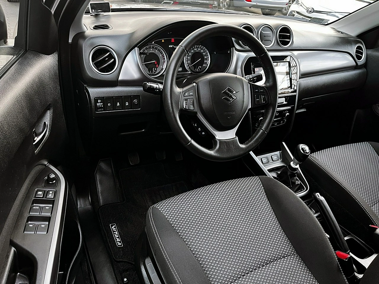 Suzuki Vitara - Zdjęcie 15