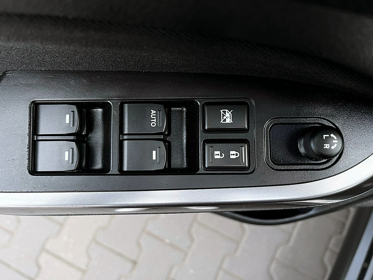 Suzuki Vitara - Zdjęcie 16