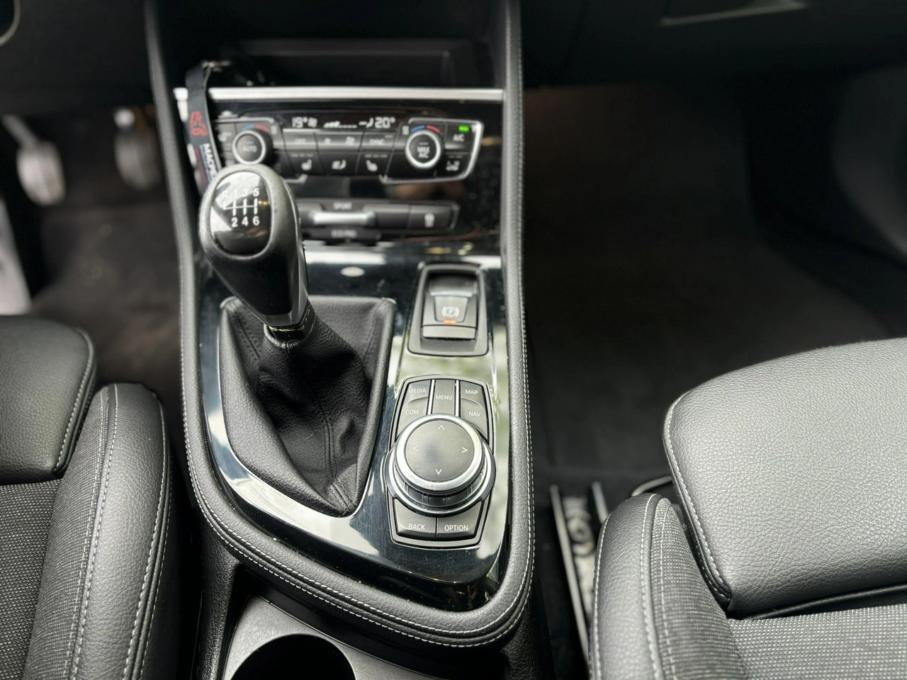 BMW 216 - Zdjęcie 12