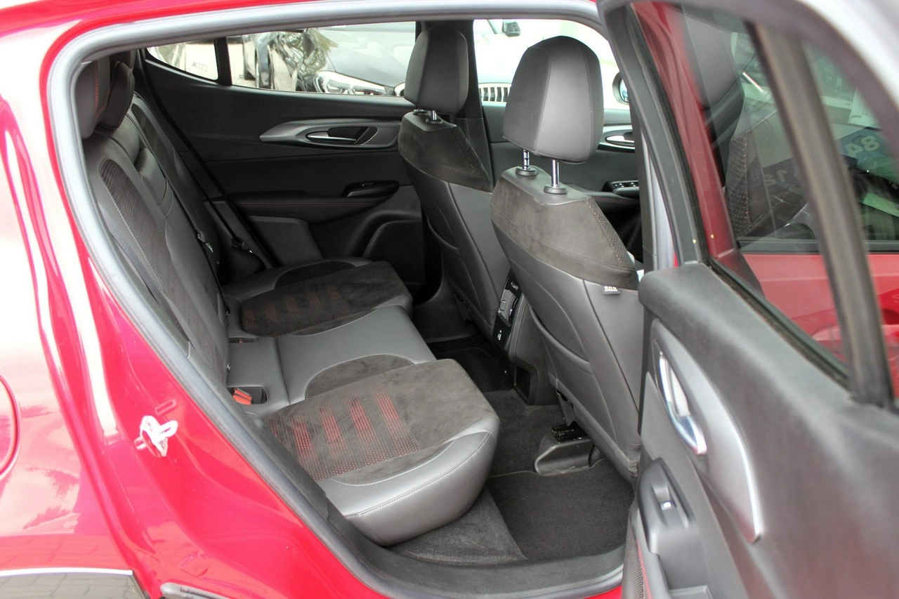 Alfa Romeo Tonale - Zdjęcie 9