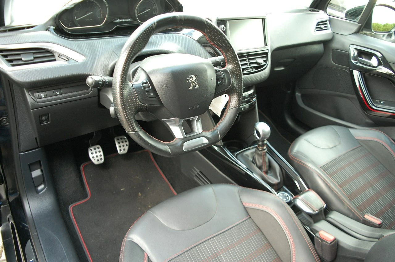 Peugeot 2008 - Zdjęcie 22