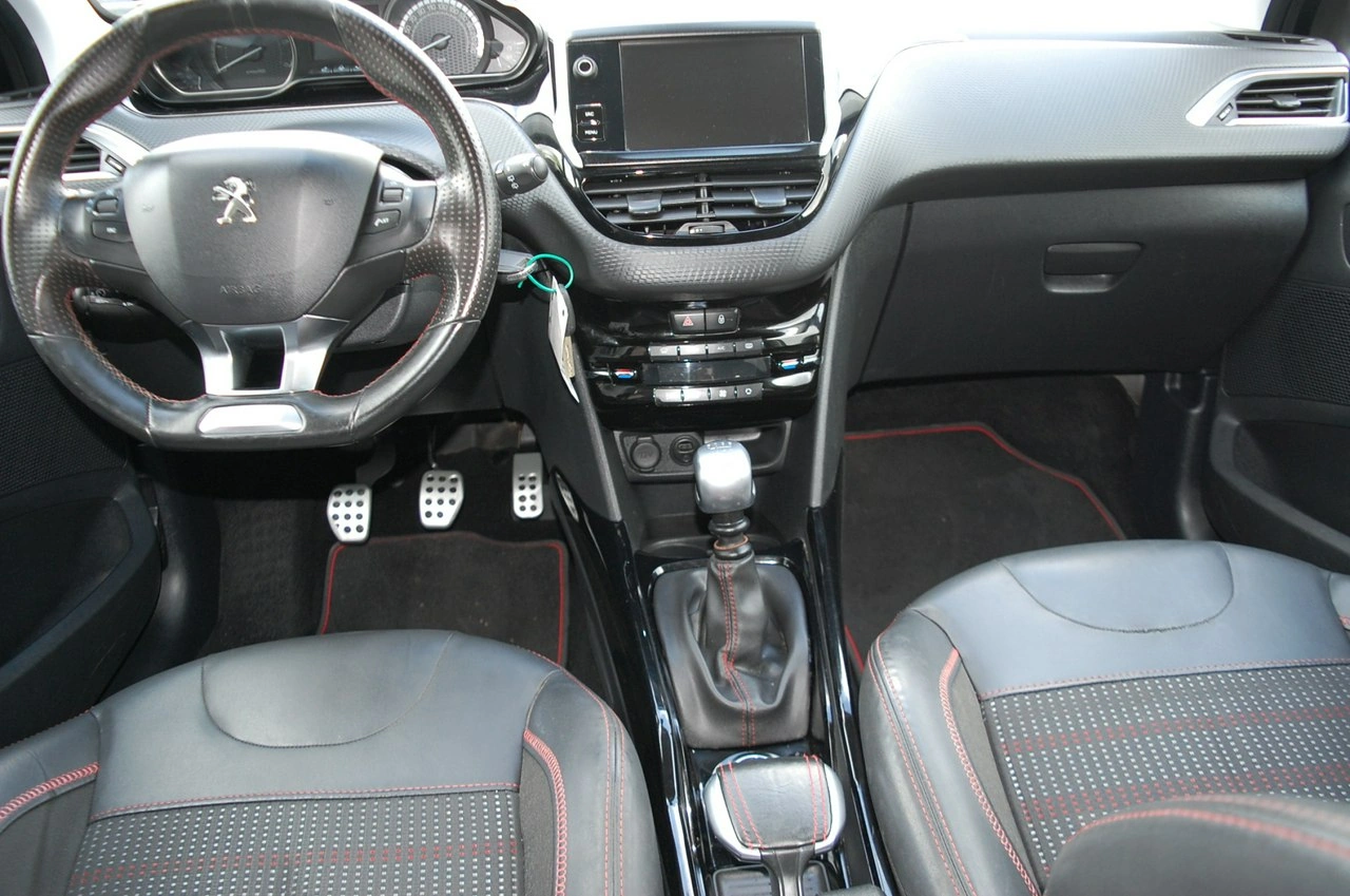 Peugeot 2008 - Zdjęcie 23