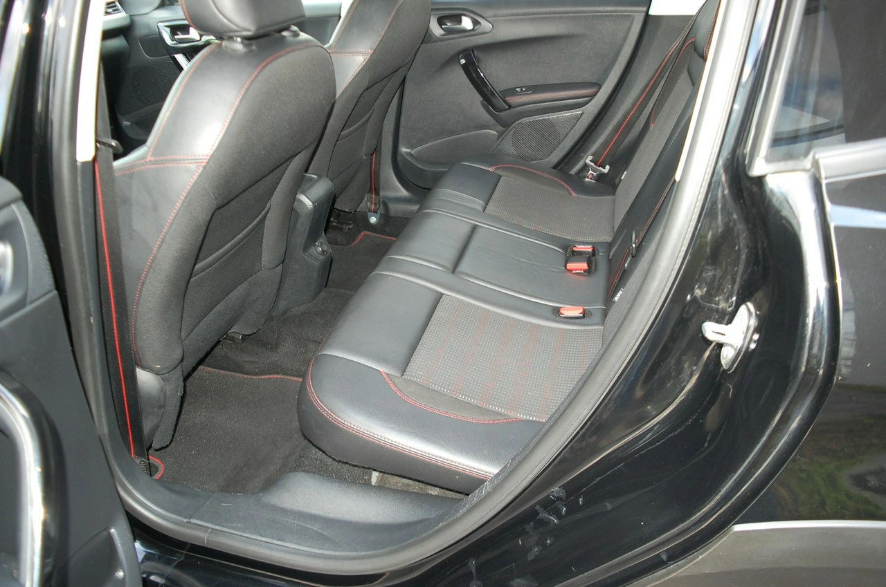 Peugeot 2008 - Zdjęcie 28