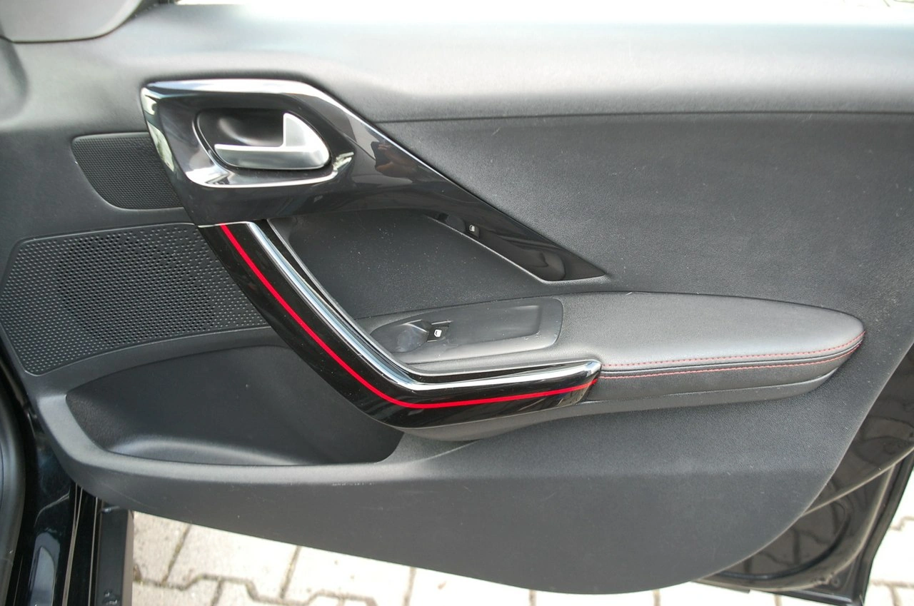 Peugeot 2008 - Zdjęcie 31