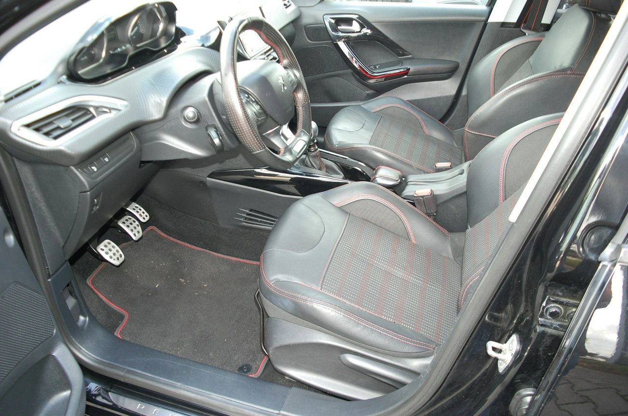 Peugeot 2008 - Zdjęcie 4