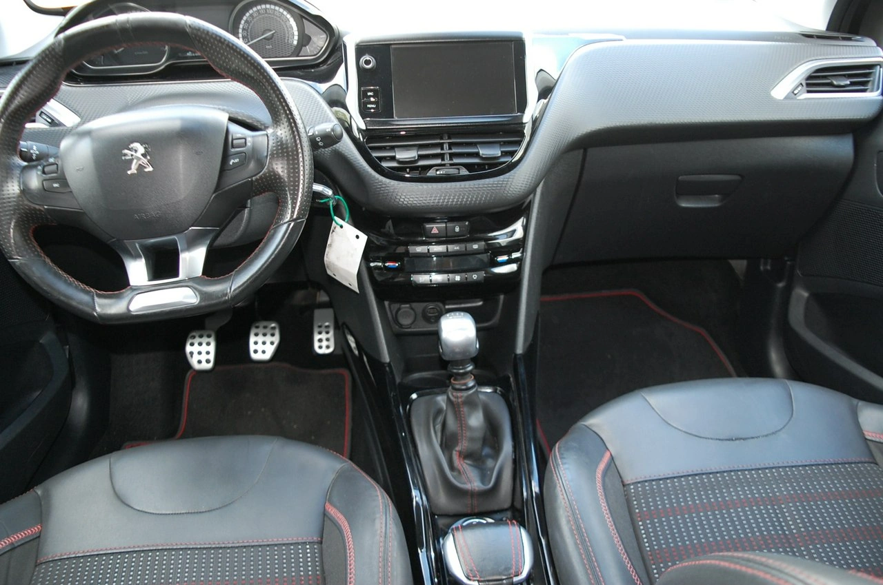 Peugeot 2008 - Zdjęcie 5