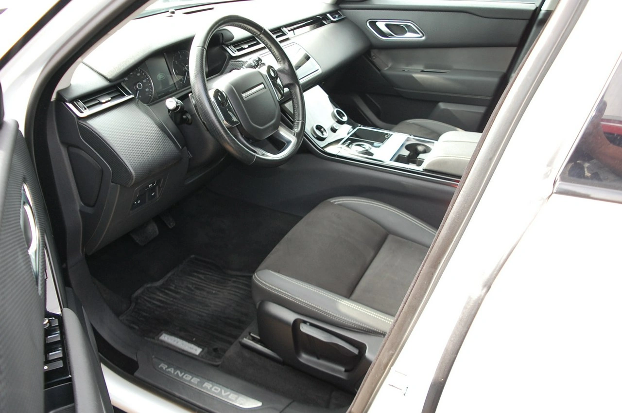 Land Rover Range Rover Velar - Zdjęcie 24