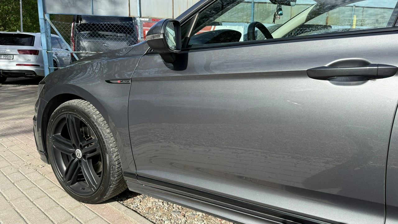 Volkswagen Passat Variant - Zdjęcie 9
