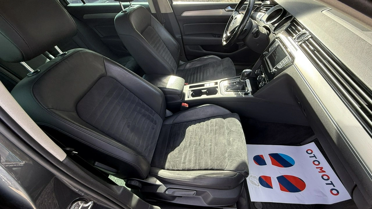 Volkswagen Passat Variant - Zdjęcie 25