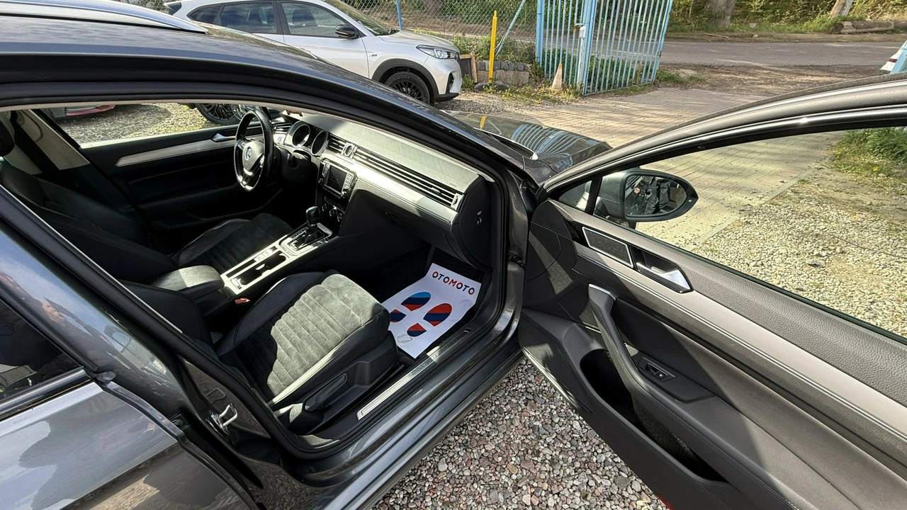 Volkswagen Passat Variant - Zdjęcie 26