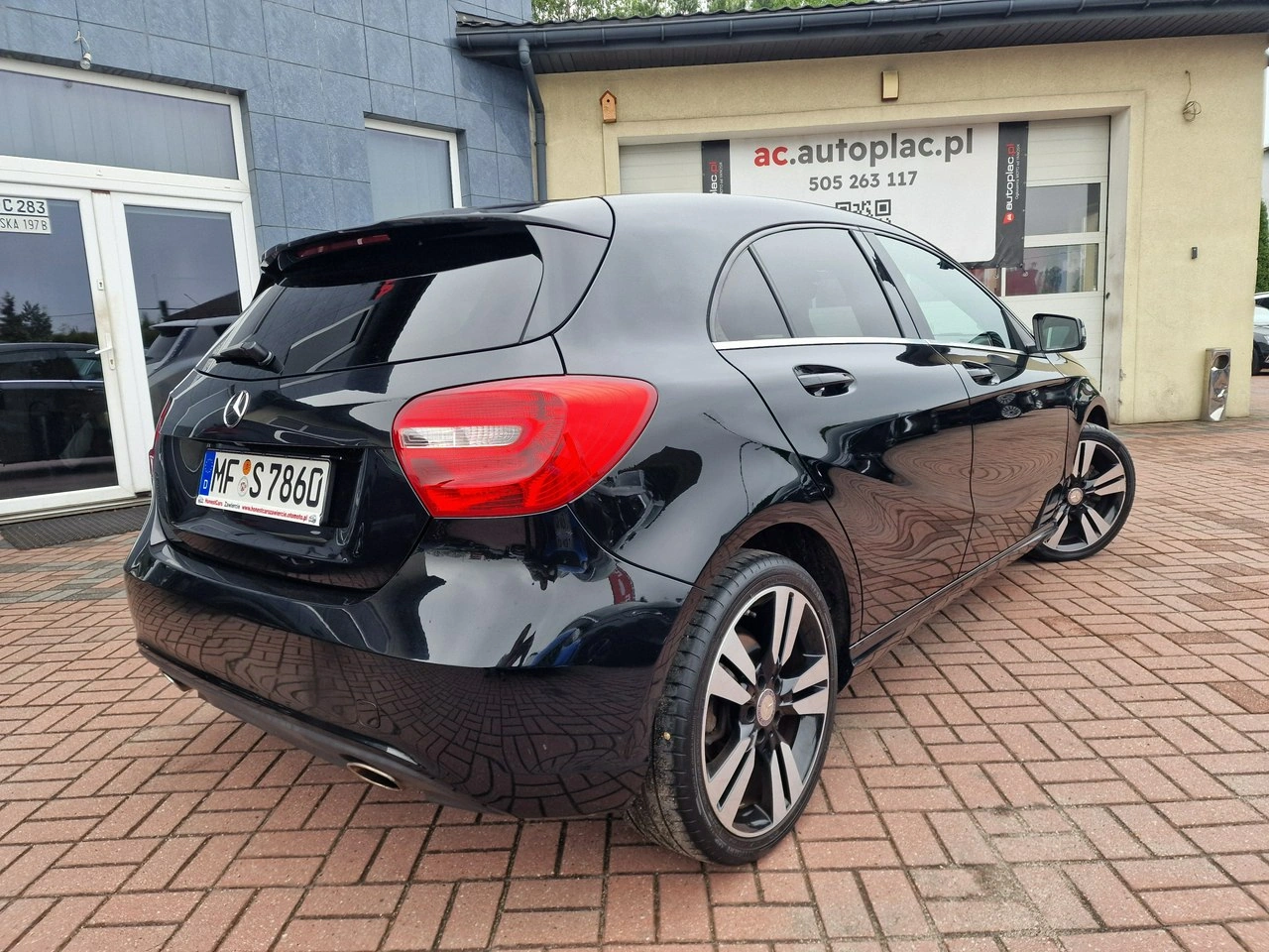 Mercedes A 180 - Zdjęcie 14