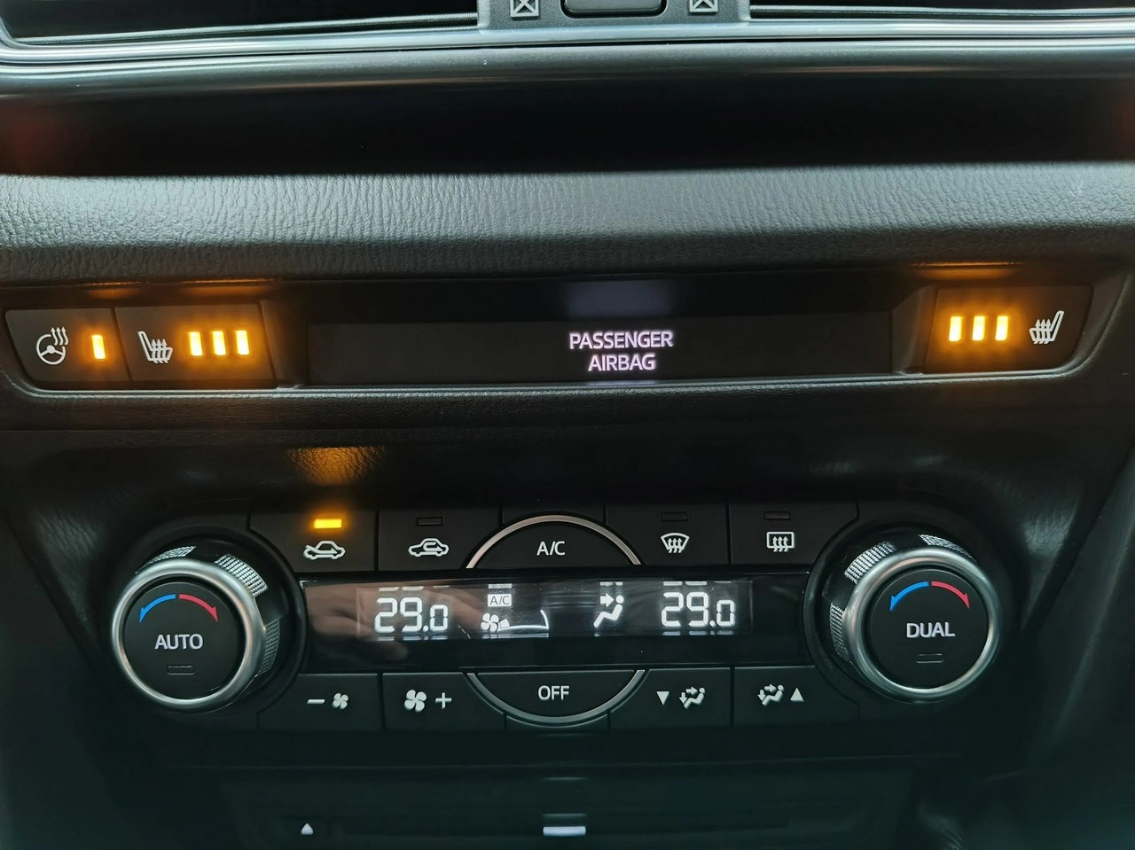 Mazda 3 - Zdjęcie 29