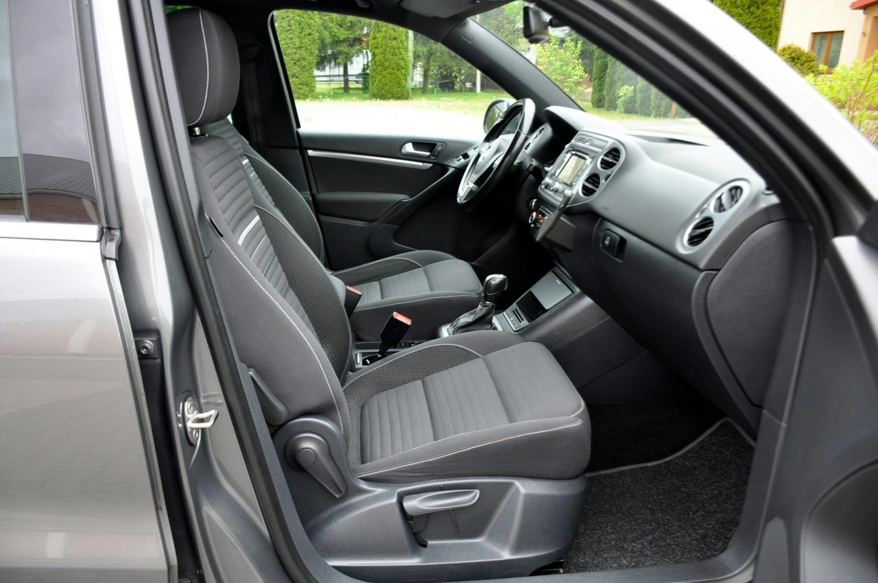 Volkswagen Tiguan - Zdjęcie 16