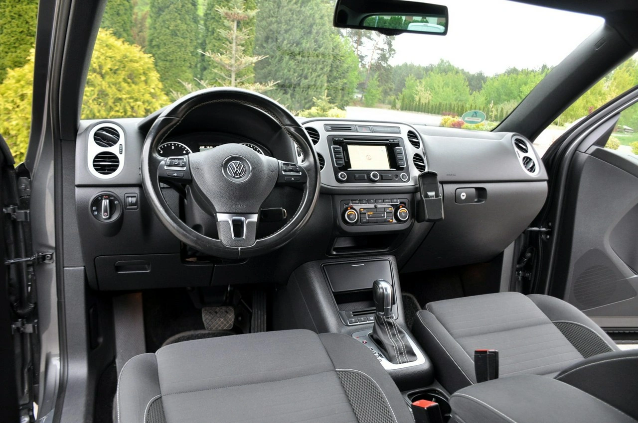 Volkswagen Tiguan - Zdjęcie 28