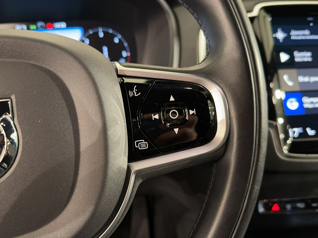 Volvo XC 90 - Zdjęcie 21