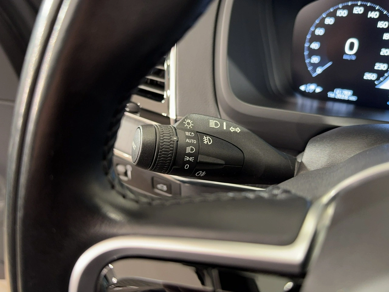 Volvo XC 90 - Zdjęcie 22