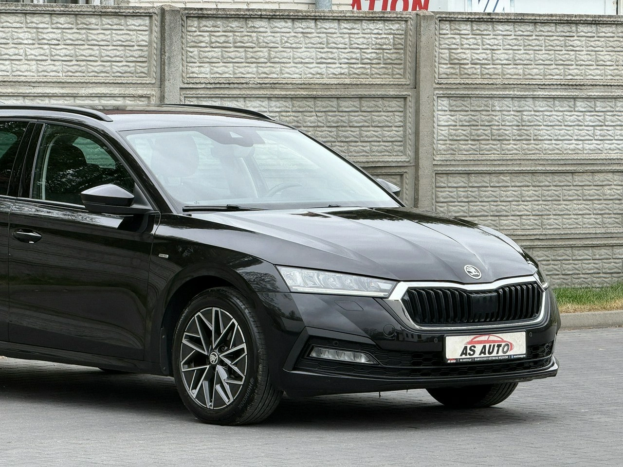 Skoda Octavia - Zdjęcie 32