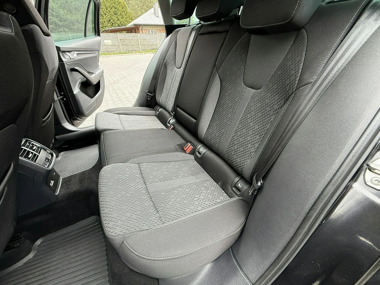 Skoda Octavia - Zdjęcie 16