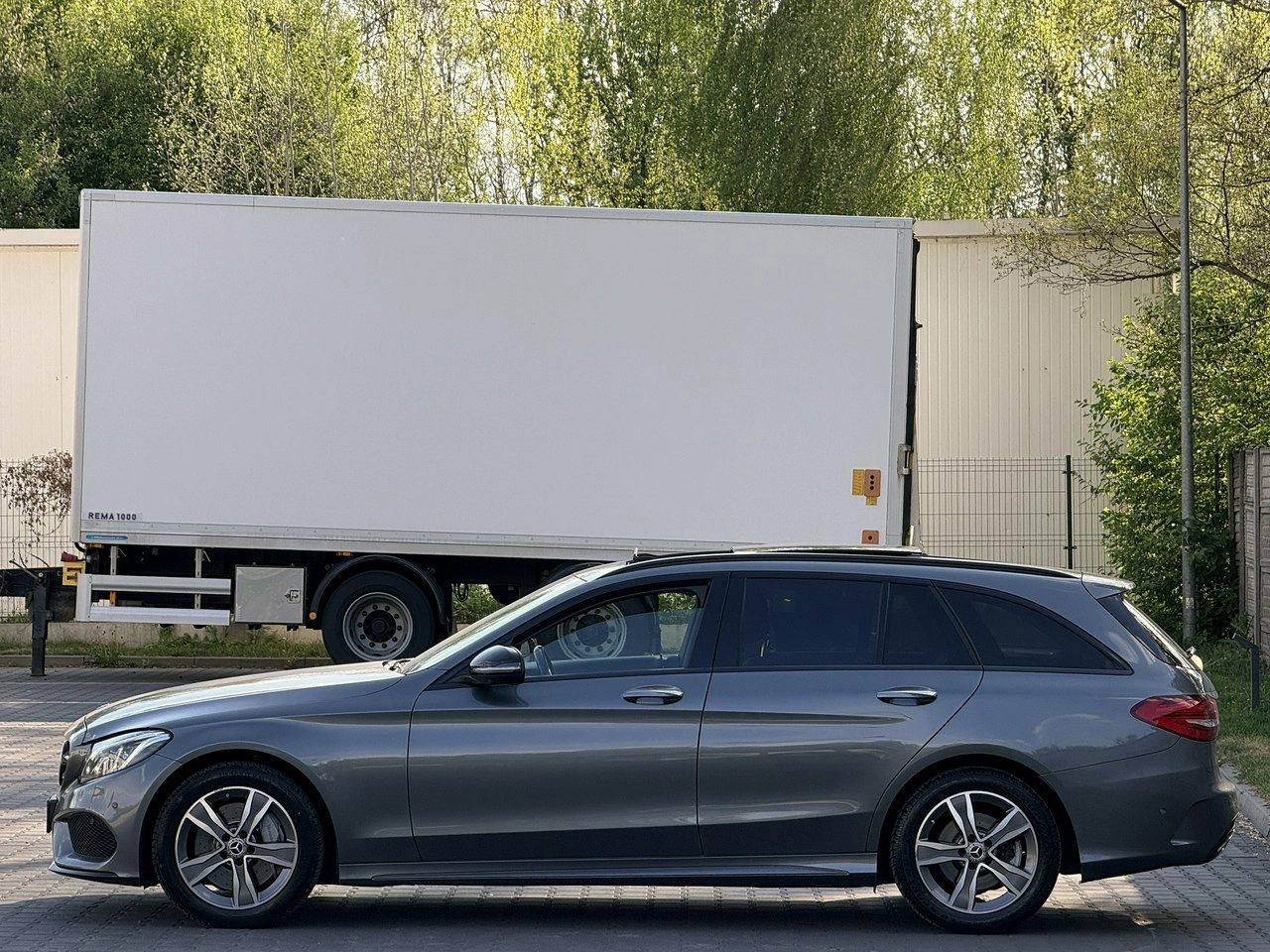 Mercedes C 250 - Zdjęcie 24