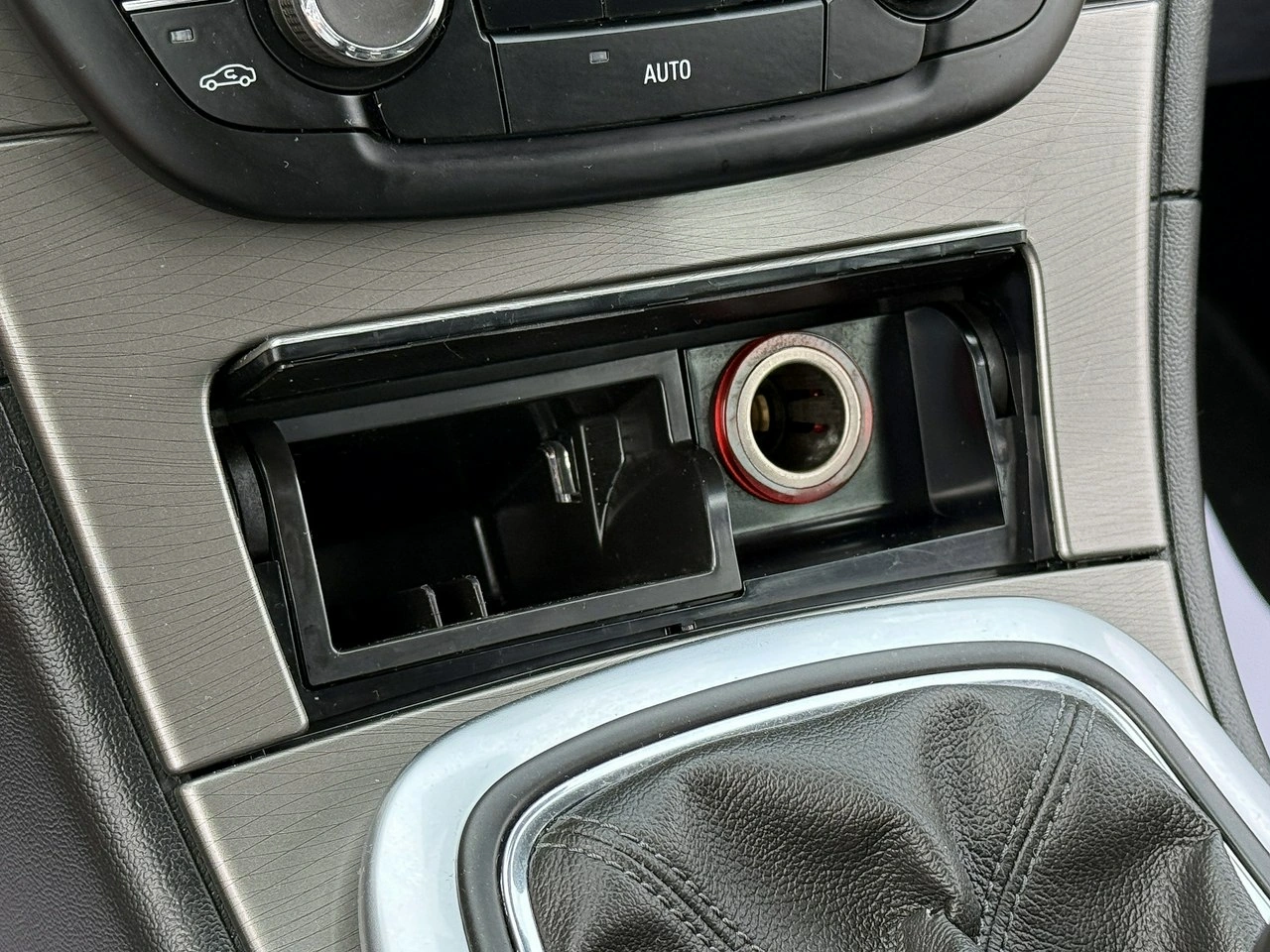 Opel Insignia - Zdjęcie 56