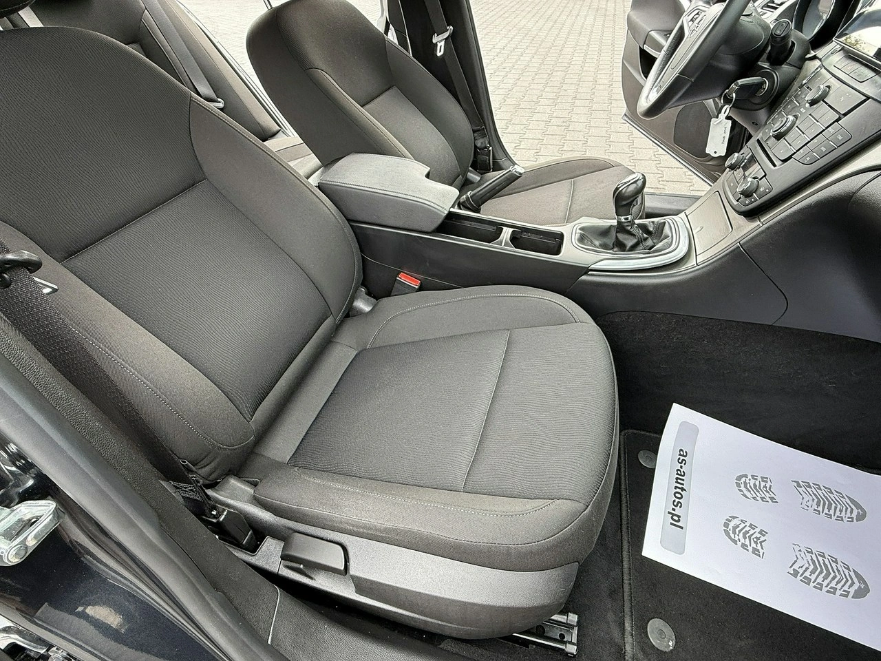 Opel Insignia - Zdjęcie 51