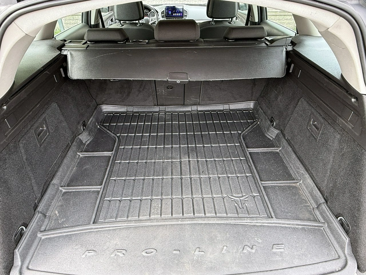 Opel Insignia - Zdjęcie 12