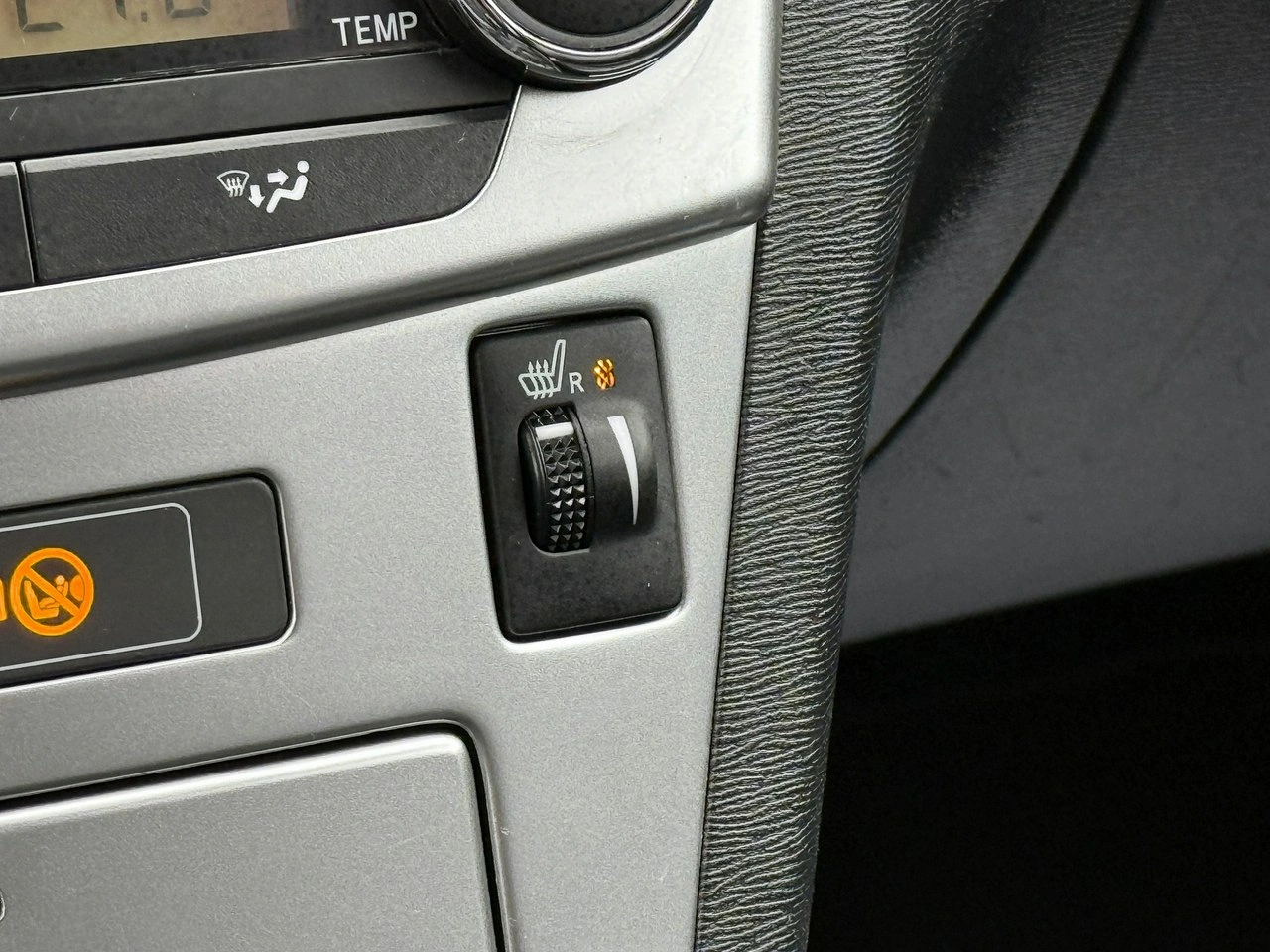 Toyota Avensis - Zdjęcie 48