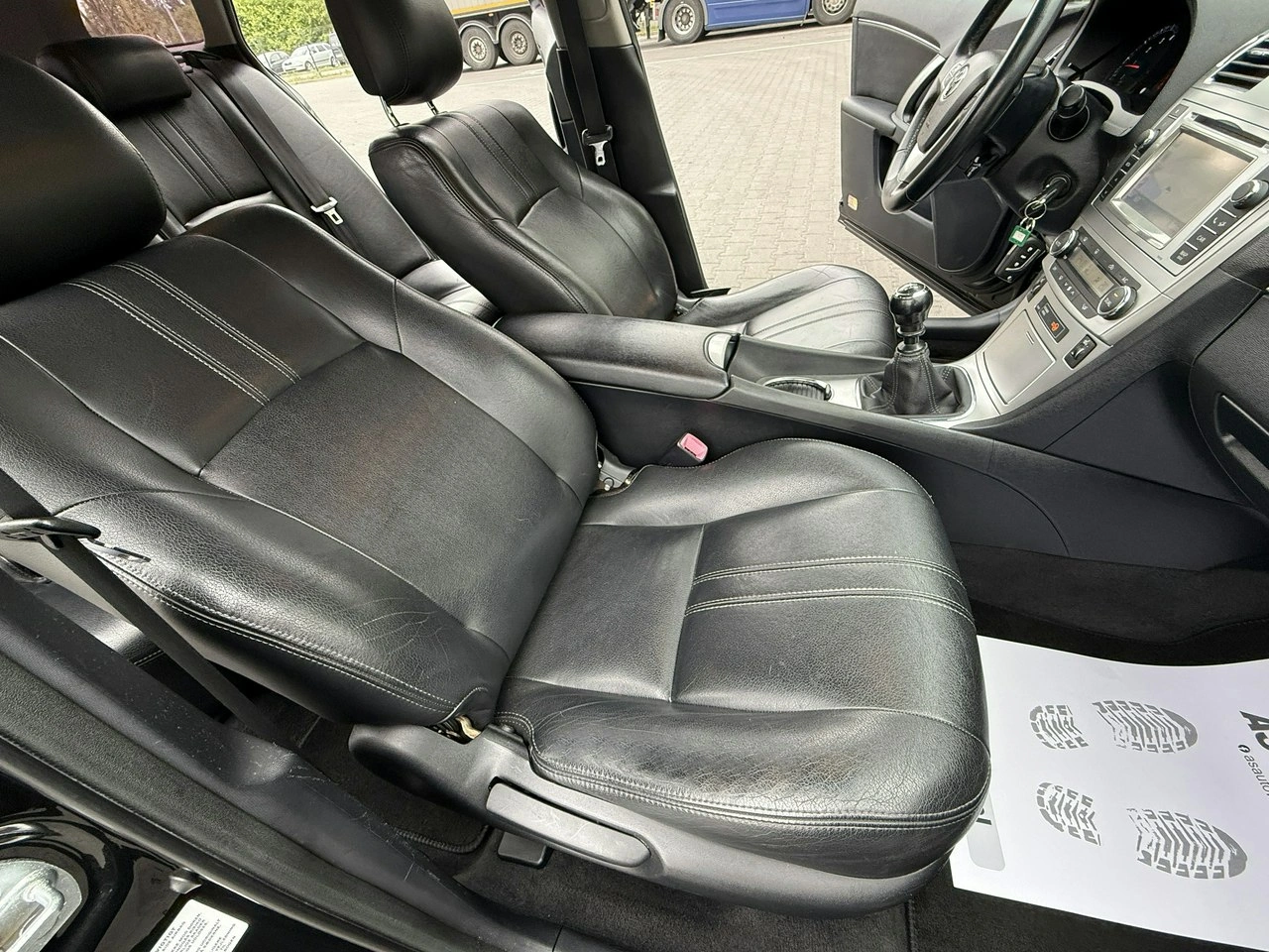 Toyota Avensis - Zdjęcie 42