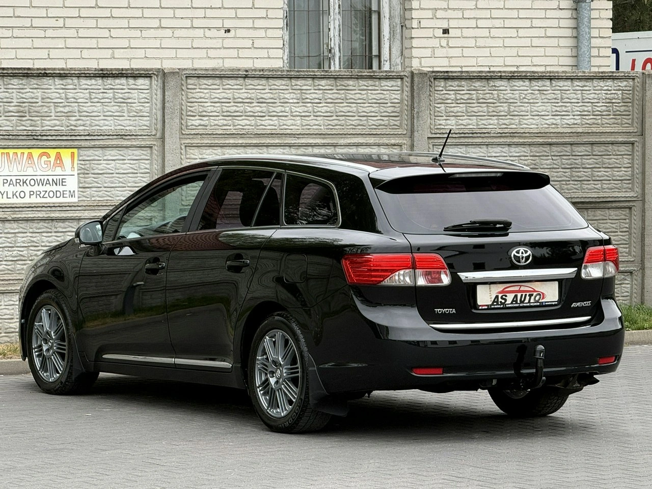 Toyota Avensis - Zdjęcie 33